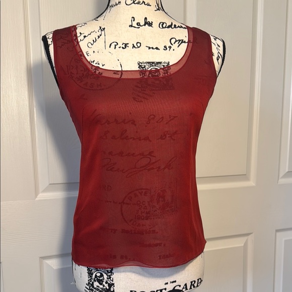 AKRIS Elegant Burgundy Silk Tank - Picture 1 of 7